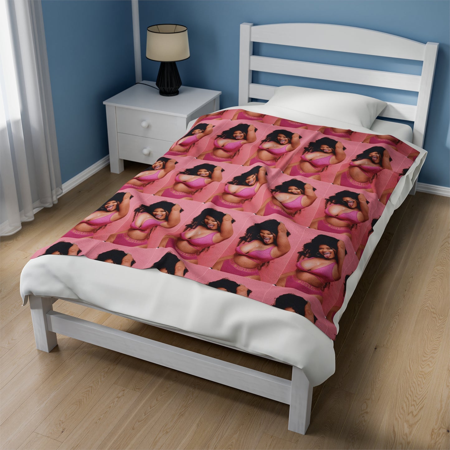 Nicki Plush Blanket